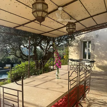 Sublime Climatisee Avec Piscine Vue Et Collines Villa Le Plan-de-la-Tour