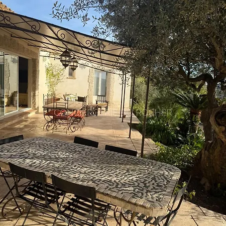 Villa Sublime Climatisee Avec Piscine Vue Et Collines *